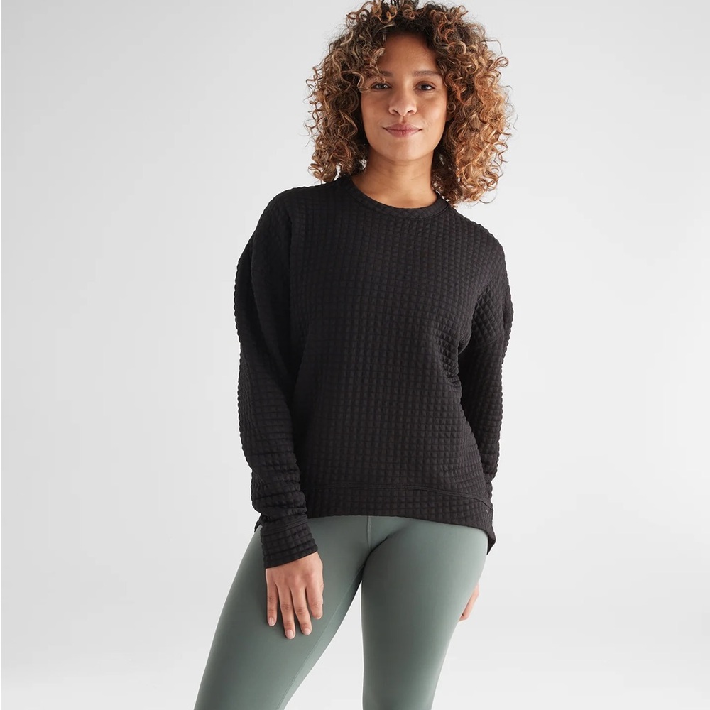 NOBULL WOMEN'S QUILTED CREW PULLOVER - S black NWT